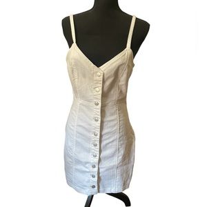 Forever 21 Dress
White button up with silver hardware